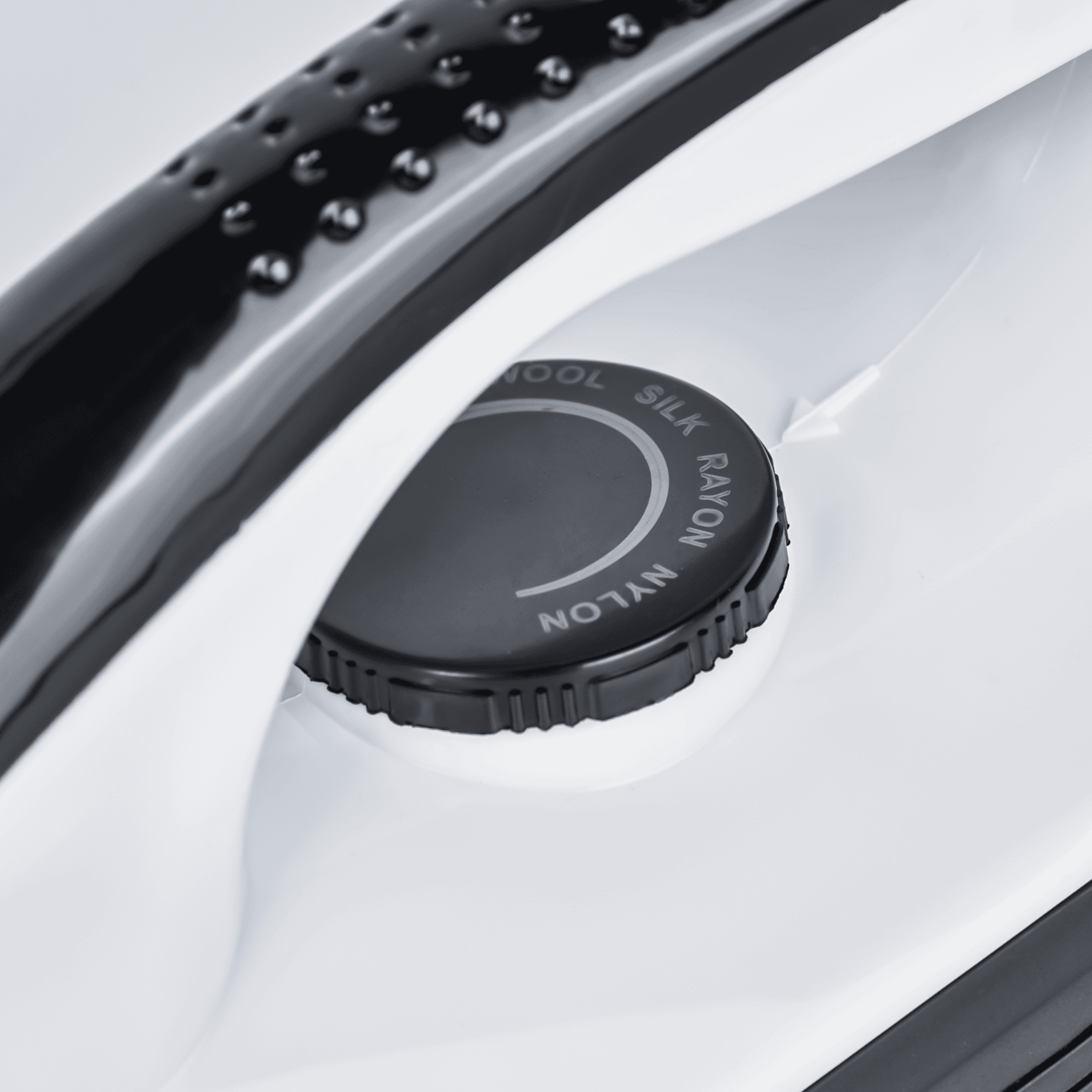 Smart Pro Light Weight 1000 W Dry Iron highlight